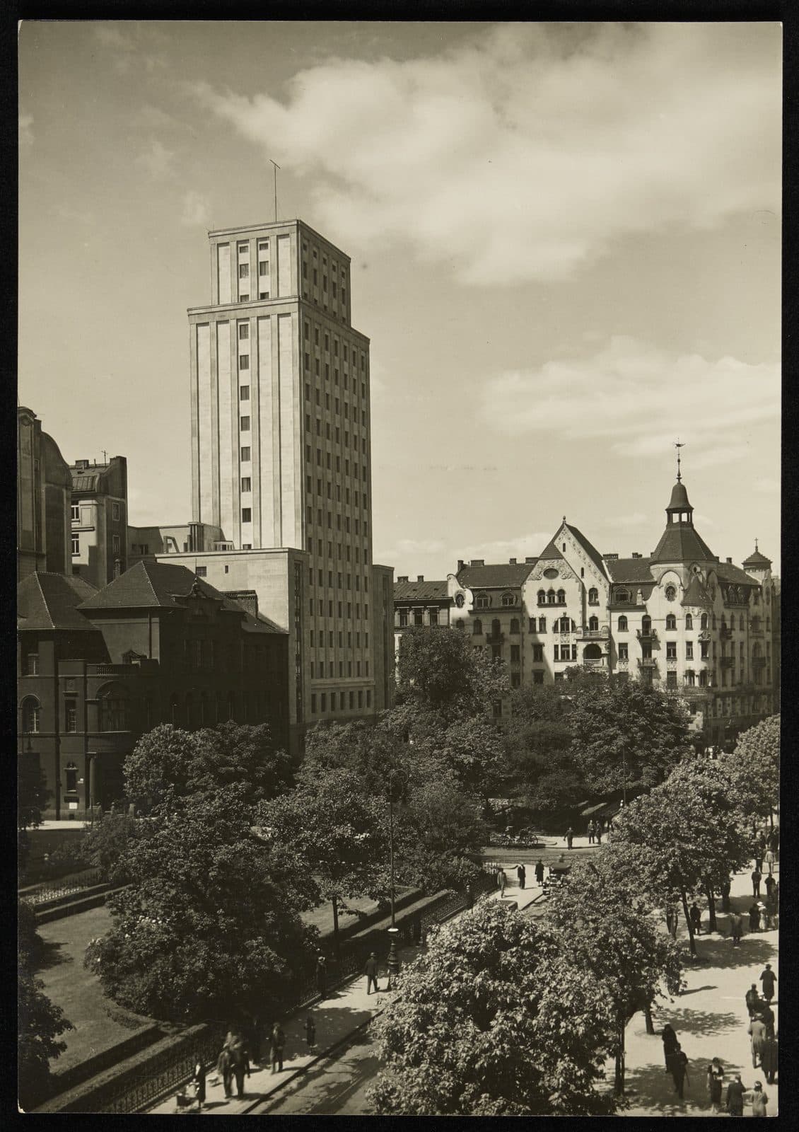 Prudential (Hotel Warszawa), 1935